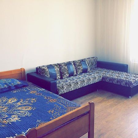 Khan Shatyr Apartment อัสตานา ภายนอก รูปภาพ